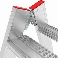 Индустриальная двухсторонняя алюминиевая стремянка с развальцованными ступенями NV5120.6